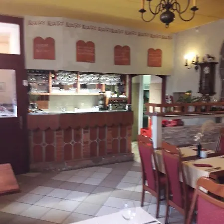 Piero Hostel *